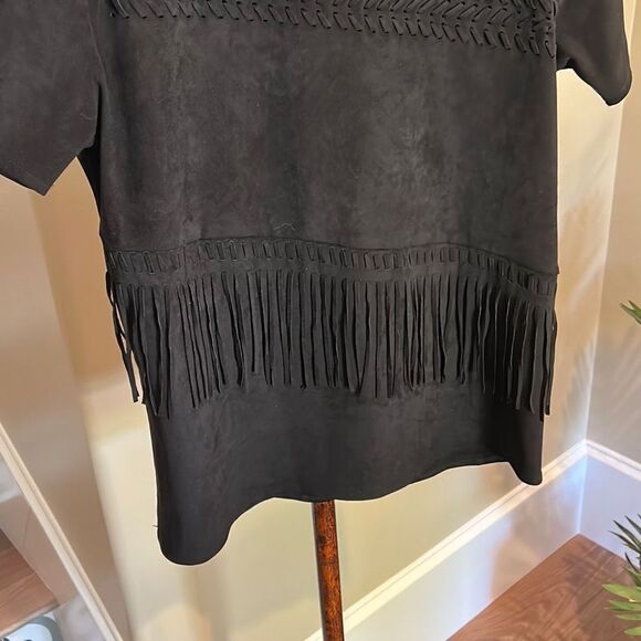 Black Fringed Faux Suede Top - Picture 4 of 7